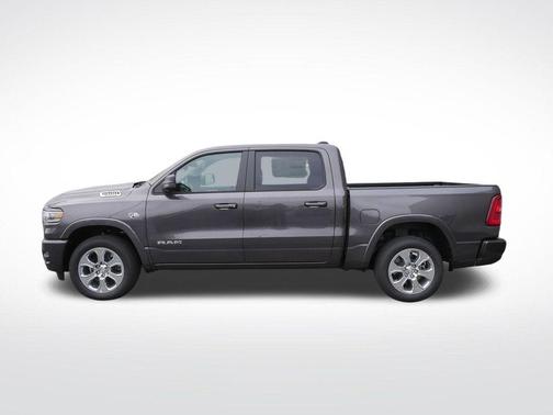 Granite Crystal Metallic Clearcoat 2026 RAM 1500 Big Horn/Lone Star