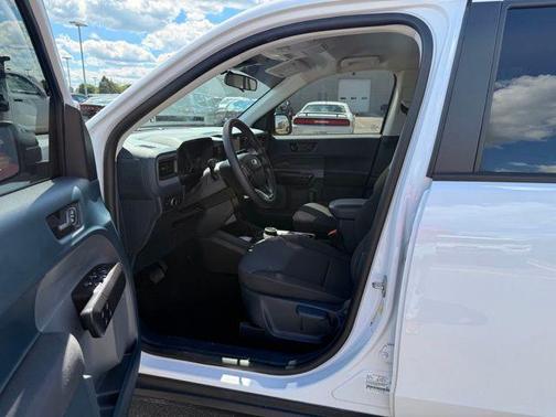 Oxford White 2024 Ford Maverick XL