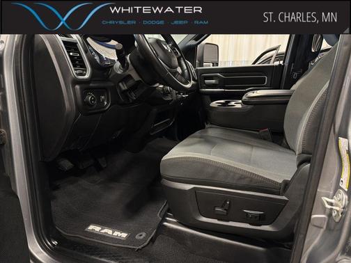 Billet Silver Metallic Clearcoat 2024 RAM 2500 Big Horn Crew Cab 4x4 6'4' Box