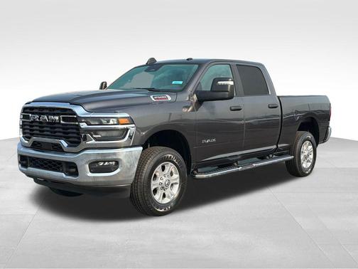 Granite Crystal Metallic Clearcoat 2025 RAM 2500 Big Horn Crew Cab 4x4 6'4' Box