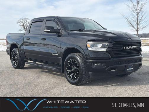 Diamond Black Crystal Pearlcoat 2019 RAM 1500 Laramie