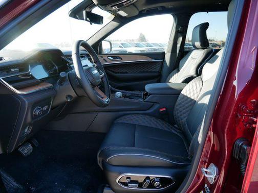 2025 Jeep Grand Cherokee L Summit Reserve