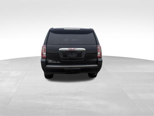 Onyx Black 2018 GMC Yukon XL Denali