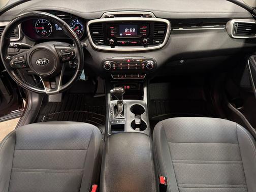 Dark Cherry 2016 Kia Sorento LX