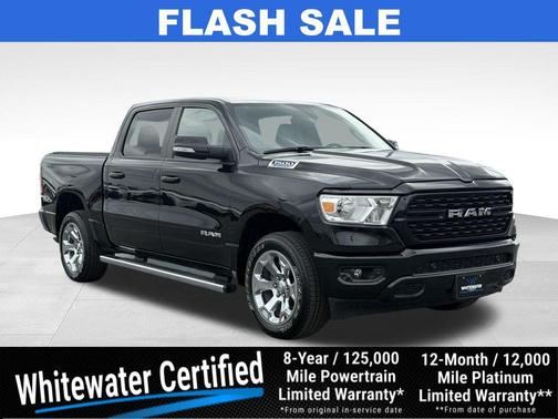 Diamond Black Crystal Pearlcoat 2022 RAM 1500 Big Horn/Lone Star