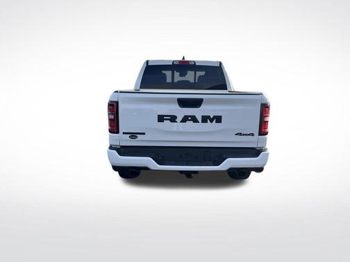 Bright White Clearcoat 2026 RAM 1500 Big Horn/Lone Star