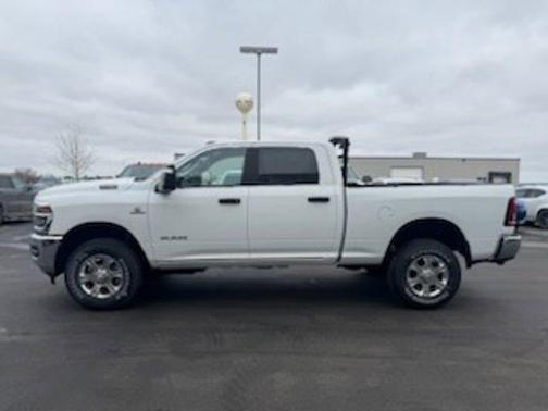 2025 RAM 2500 Big Horn Crew Cab 4x4 6'4' Box