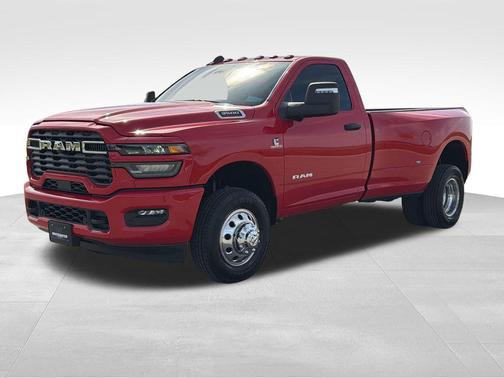 Flame Red Clearcoat 2026 RAM 3500 Big Horn Regular Cab 4x4 8' Box