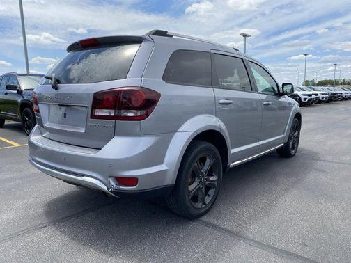 2020 Dodge Journey Crossroad