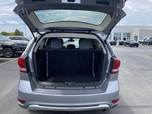 2020 Dodge Journey Crossroad