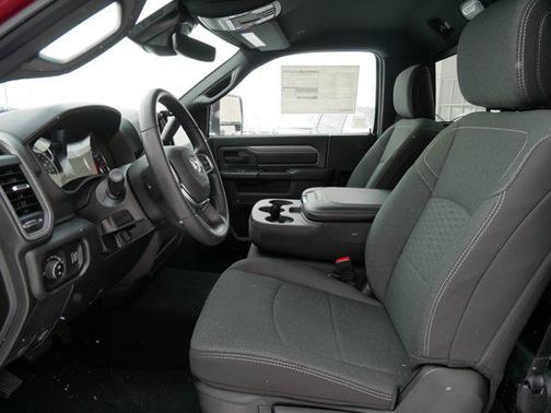 2026 RAM 2500 Tradesman Regular Cab 4x4 8' Box