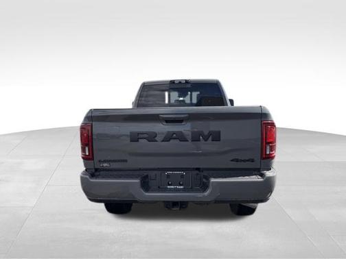 Ceramic Gray Clearcoat 2026 RAM 2500 Laramie Crew Cab 4x4 6'4' Box