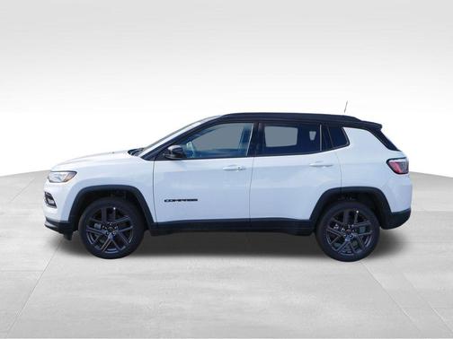 Bright White Clearcoat 2026 Jeep Compass Limited
