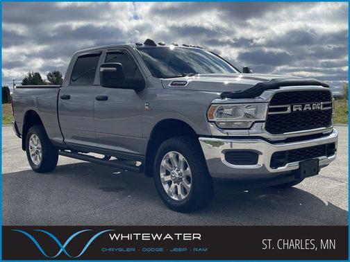 2023 RAM 2500 Tradesman Crew Cab 4x4 6'4' Box