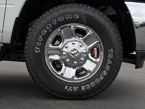 Bright White Clearcoat 2026 RAM 3500 Tradesman Crew Cab 4x4 6'4' Box