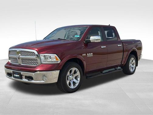 Delmonico Red Pearlcoat 2016 RAM 1500 Laramie
