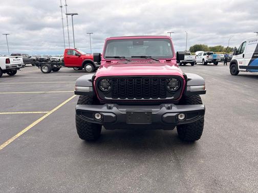 Limited Edition Tuscadero Pearlcoat 2024 Jeep Wrangler Sport