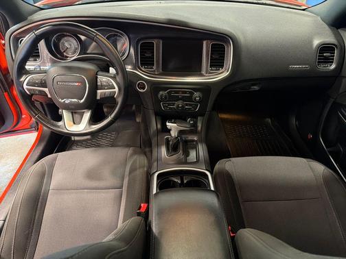 Go Mango 2016 Dodge Charger SXT