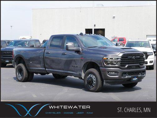 2025 RAM 3500 Laramie Crew Cab 4x4 8' Box
