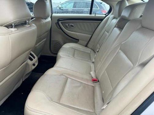 2015 Ford Taurus Limited