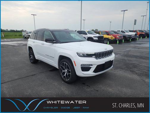 2022 Jeep Grand Cherokee Summit