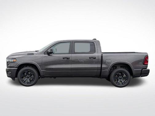 Granite Crystal Metallic Clearcoat 2027 RAM 1500 Big Horn/Lone Star