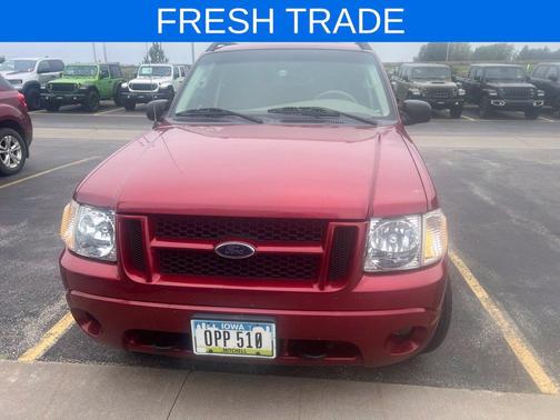 Red 2004 Ford Explorer Sport Trac XLS