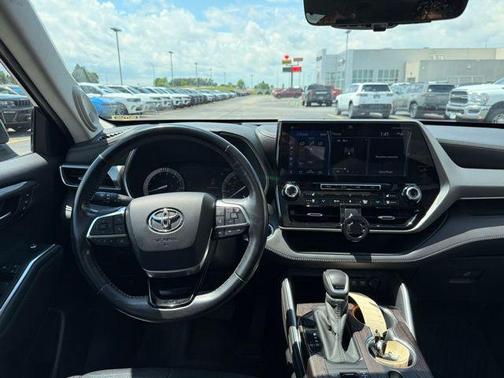 2020 Toyota Highlander Platinum
