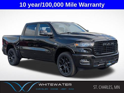Diamond Black Crystal Pearlcoat 2026 RAM 1500 Laramie