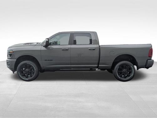Ceramic Gray Clearcoat 2026 RAM 2500 Laramie Crew Cab 4x4 6'4' Box