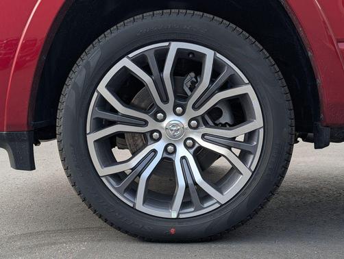 Molten Red Pearlcoat 2026 RAM 1500 ST