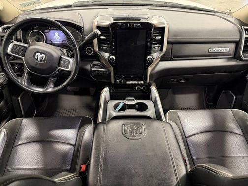 2022 RAM 3500 Laramie Crew Cab 4x4 6'4' Box