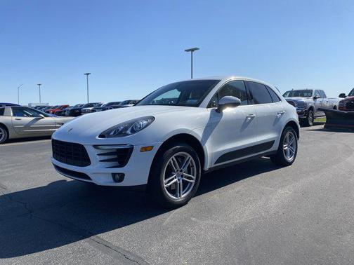 2015 Porsche Macan S