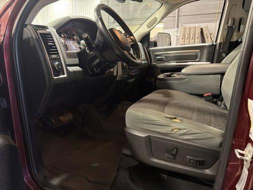 2017 RAM 2500 Big Horn Crew Cab 4x4 6'4' Box