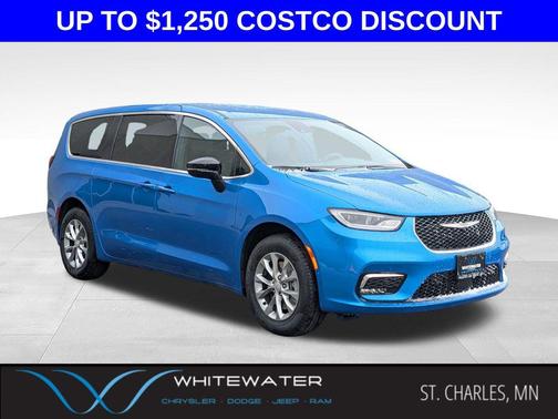 Hydro Blue Pearlcoat 2026 Chrysler Pacifica L