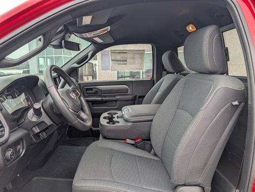 2026 RAM 3500 Tradesman Regular Cab 4x4 8' Box