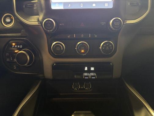 Bright White Clearcoat 2023 RAM 1500 Big Horn/Lone Star