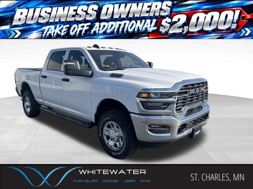Bright White Clearcoat 2026 RAM 3500 Tradesman Crew Cab 4x4 6'4' Box