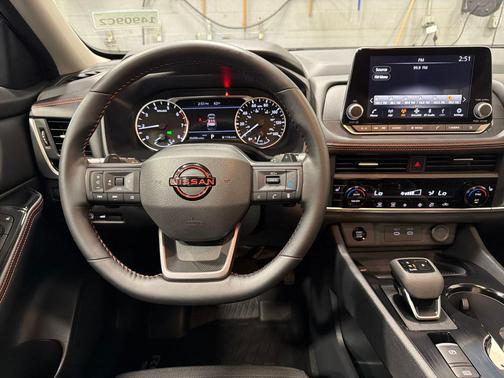 Boulder Gray Pearl 2025 Nissan Rogue Rock Creek