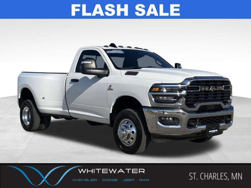 Bright White Clearcoat 2026 RAM 3500 Big Horn Regular Cab 4x4 8' Box