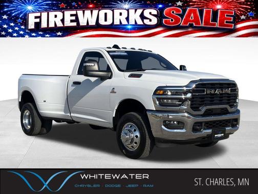 Bright White Clearcoat 2026 RAM 3500 Big Horn Regular Cab 4x4 8' Box