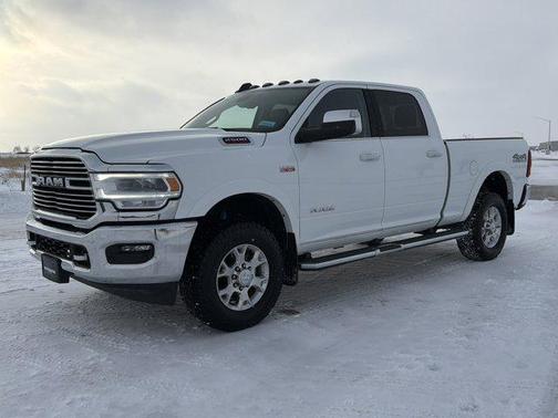 2022 RAM 2500 Laramie Crew Cab 4x4 6'4' Box