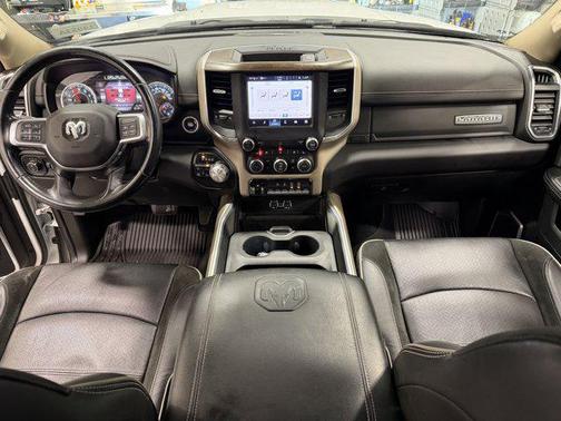 2022 RAM 2500 Laramie Crew Cab 4x4 6'4' Box