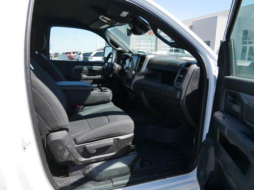 2025 RAM 3500 Tradesman Regular Cab 4x4 8' Box