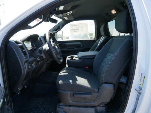 2025 RAM 3500 Tradesman Regular Cab 4x4 8' Box