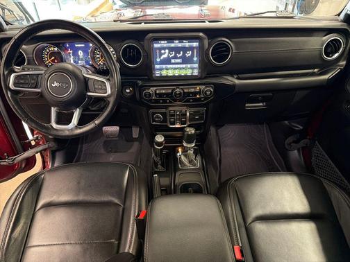 Snazzberry Pearlcoat 2022 Jeep Wrangler Unlimited Sahara