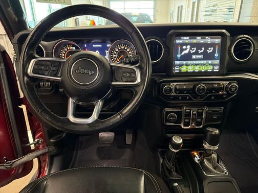 Snazzberry Pearlcoat 2022 Jeep Wrangler Unlimited Sahara