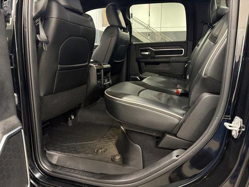 2025 RAM 2500 Laramie Crew Cab 4x4 6'4' Box