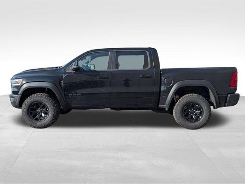 Diamond Black Crystal Pearlcoat 2026 RAM 1500 RHO Crew Cab 4x4 5'7' Box