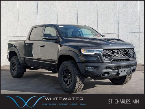 Diamond Black Crystal Pearlcoat 2026 RAM 1500 RHO Crew Cab 4x4 5'7' Box